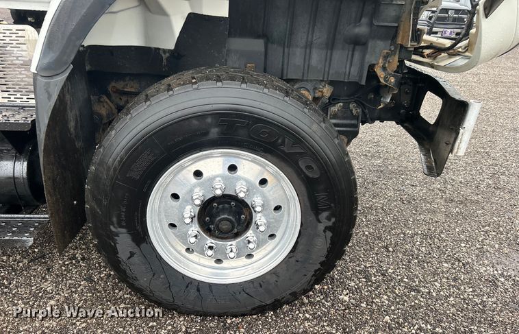 image for item EG0831 2011 International  7600 SBA dump truck