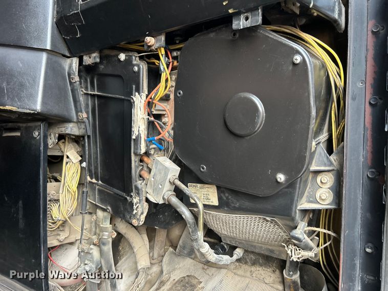 image for item EG0874 1995 Freightliner  FLD dump truck