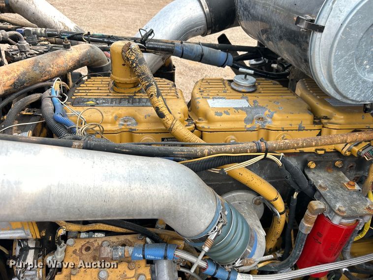 image for item EG0874 1995 Freightliner  FLD dump truck