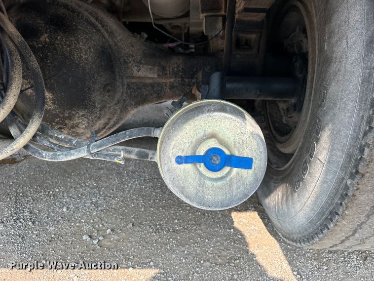 image for item EG0874 1995 Freightliner  FLD dump truck