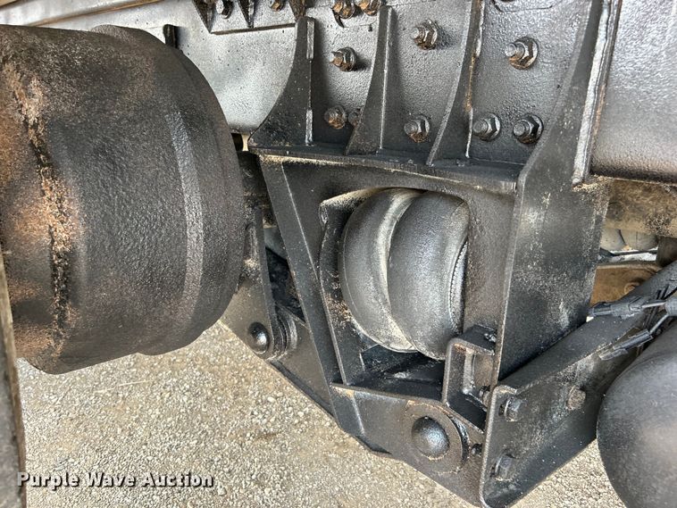 image for item EG0874 1995 Freightliner  FLD dump truck