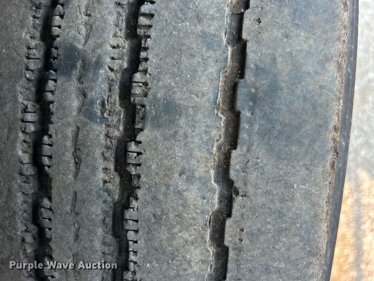 image for item EG0874 1995 Freightliner  FLD dump truck