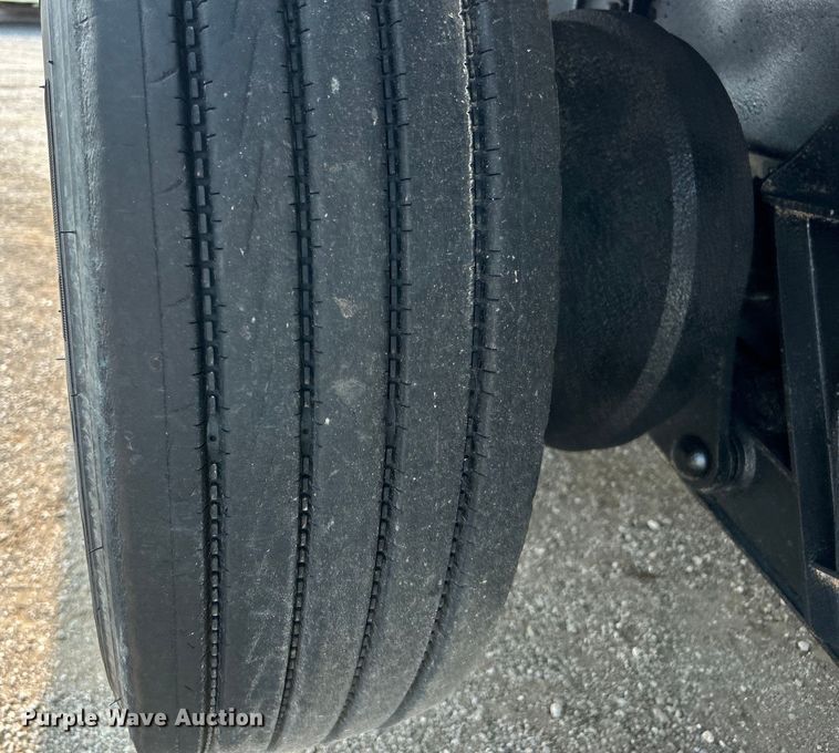 image for item EG0874 1995 Freightliner  FLD dump truck