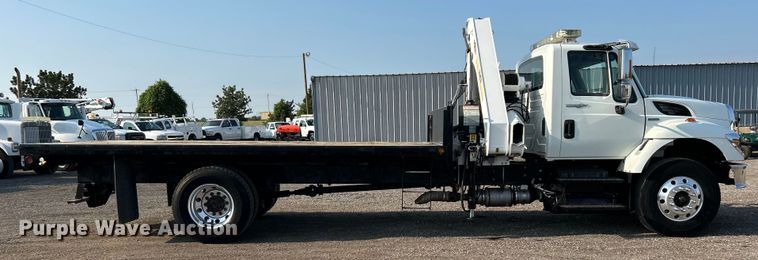 image for item EG0910 2008 International  Work Star 7400 crane truck