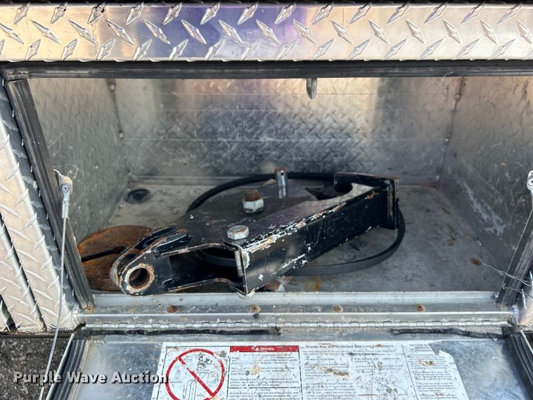 image for item EG0910 2008 International  Work Star 7400 crane truck