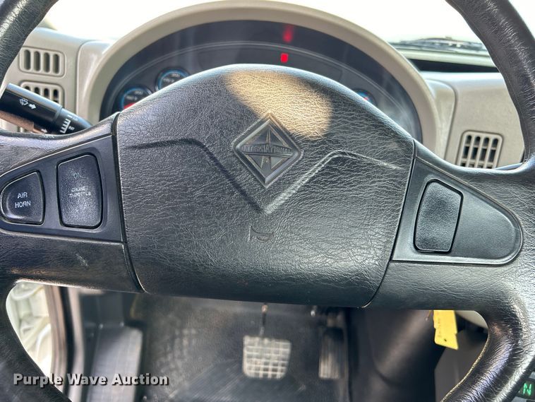 image for item EG0910 2008 International  Work Star 7400 crane truck