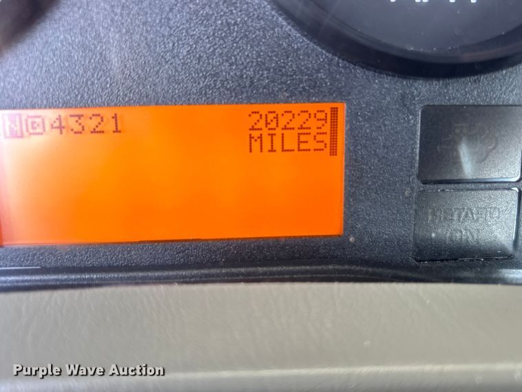 image for item EG0910 2008 International  Work Star 7400 crane truck