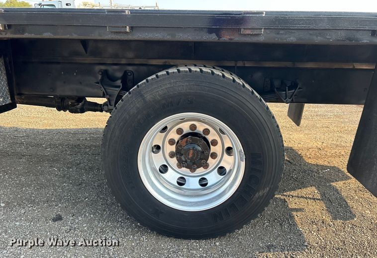 image for item EG0910 2008 International  Work Star 7400 crane truck