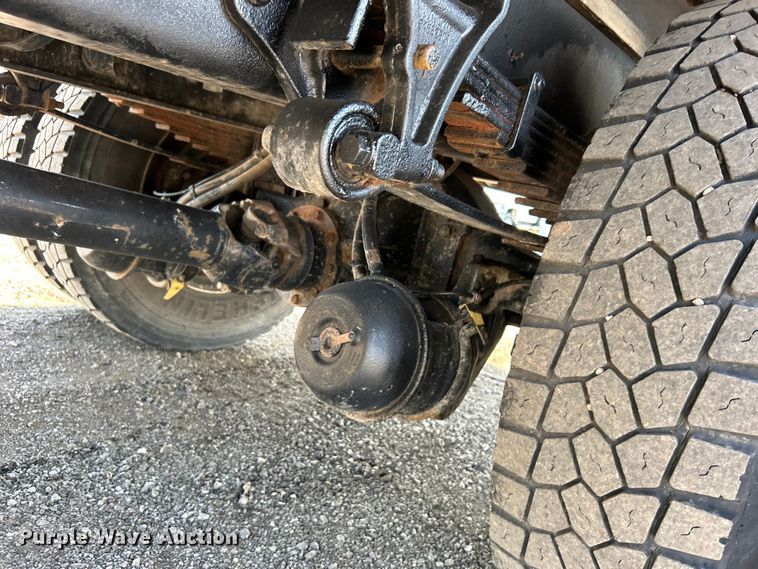 image for item EG0910 2008 International  Work Star 7400 crane truck