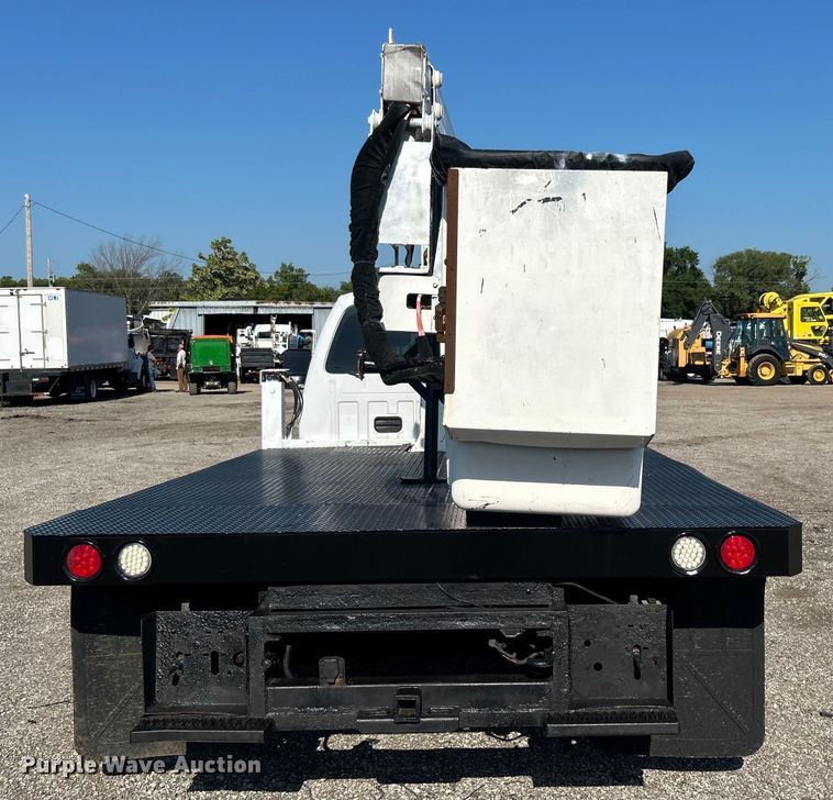 image for item EG0934 2012 Ford F550 Super Duty XL bucket truck