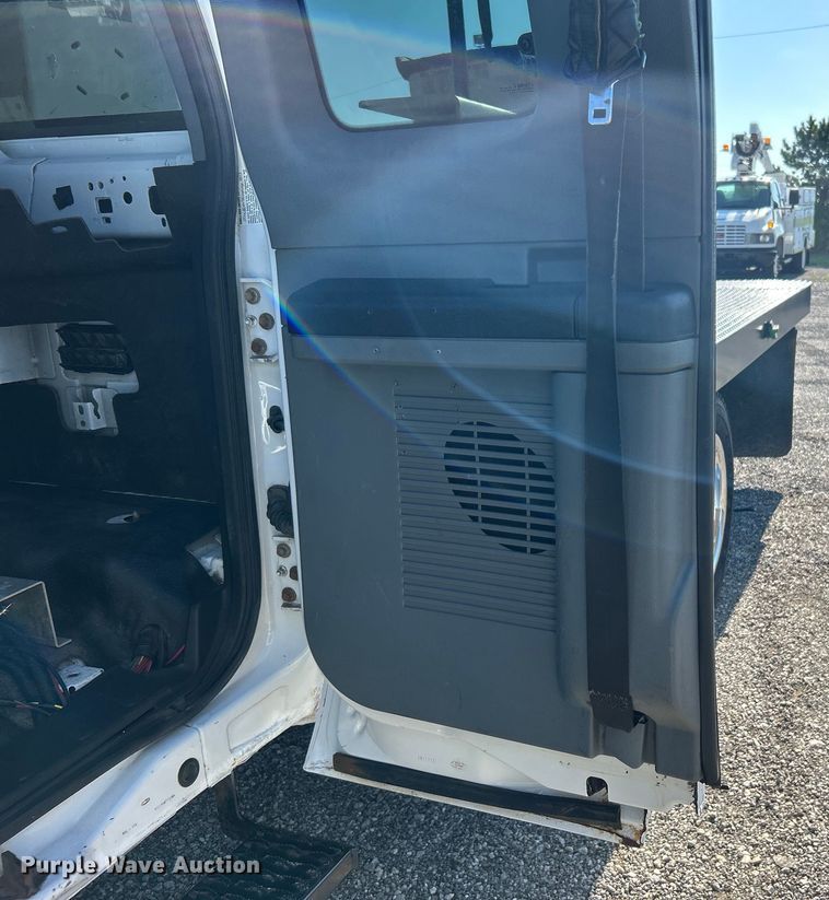 image for item EG0934 2012 Ford F550 Super Duty XL bucket truck