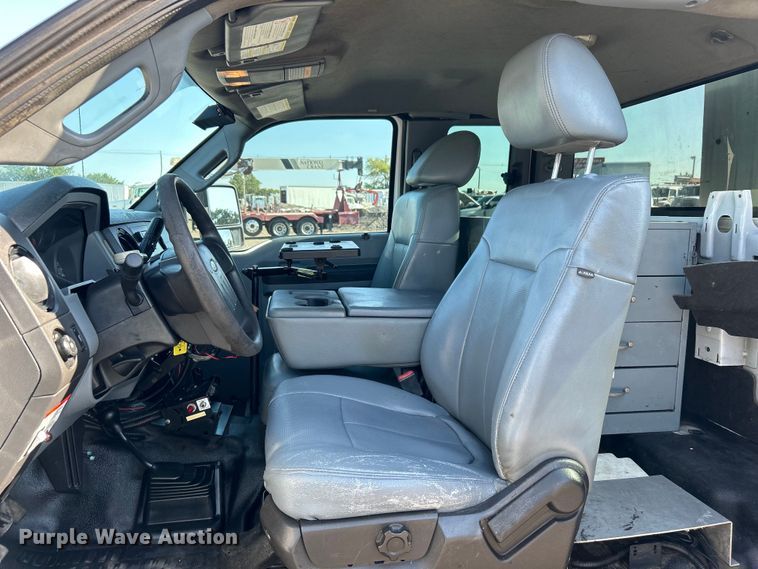 image for item EG0934 2012 Ford F550 Super Duty XL bucket truck