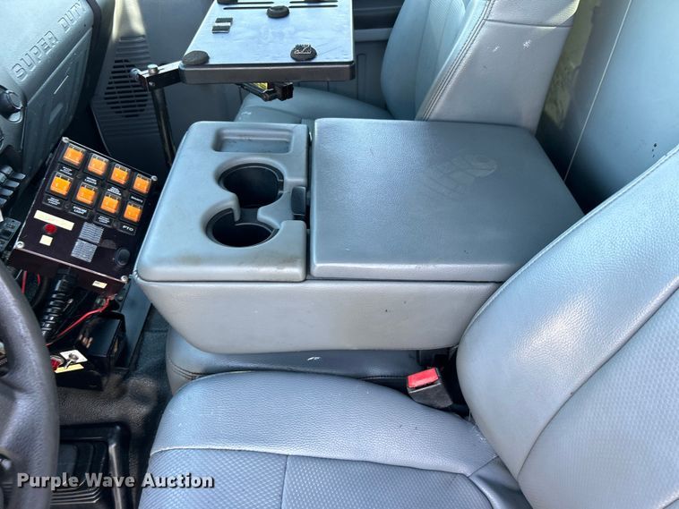 image for item EG0934 2012 Ford F550 Super Duty XL bucket truck