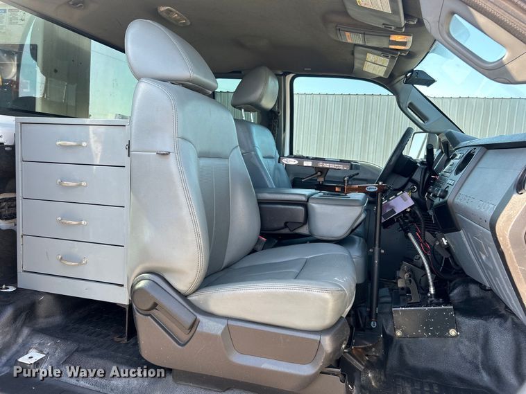 image for item EG0934 2012 Ford F550 Super Duty XL bucket truck