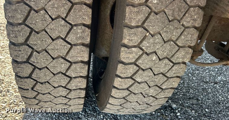 image for item EG0934 2012 Ford F550 Super Duty XL bucket truck