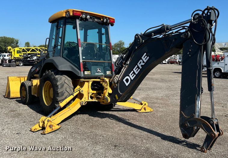 image for item EG0935 2010 John Deere 310J backhoe