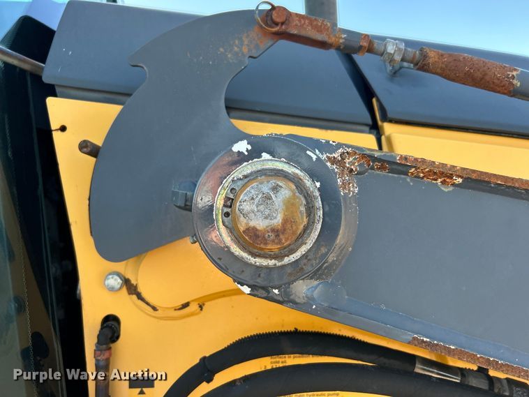 image for item EG0935 2010 John Deere 310J backhoe