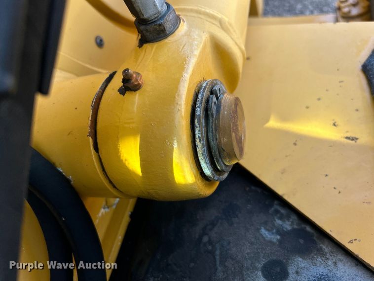 image for item EG0935 2010 John Deere 310J backhoe