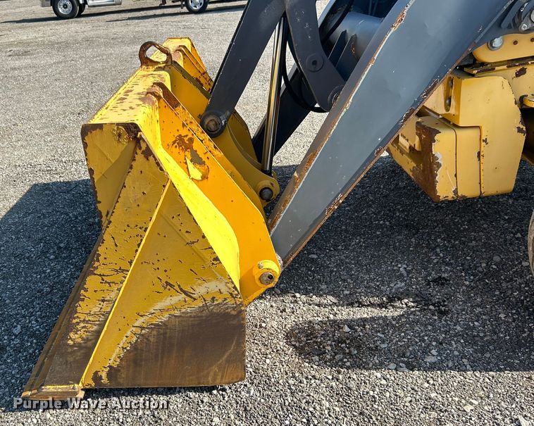 image for item EG0935 2010 John Deere 310J backhoe