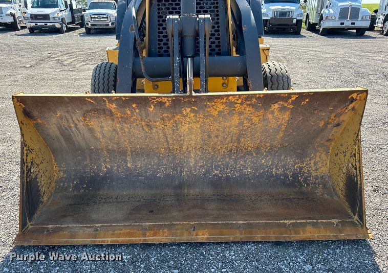image for item EG0935 2010 John Deere 310J backhoe