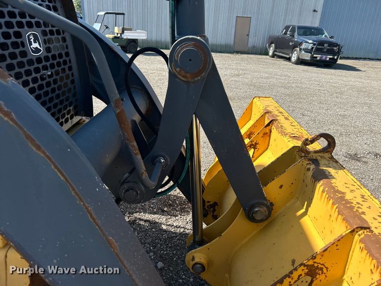 image for item EG0935 2010 John Deere 310J backhoe