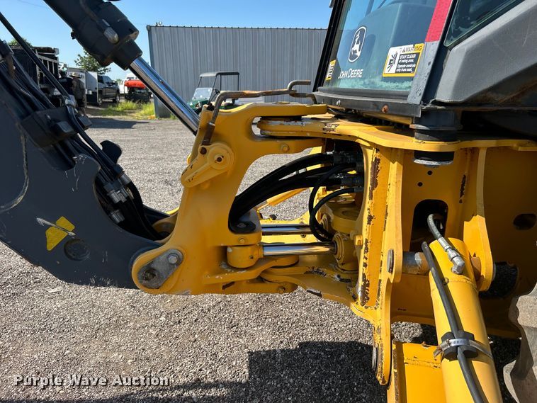 image for item EG0935 2010 John Deere 310J backhoe