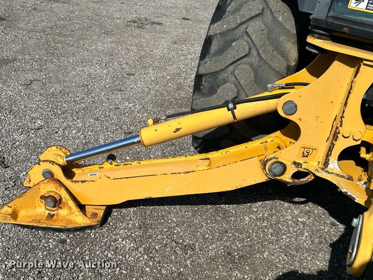 image for item EG0935 2010 John Deere 310J backhoe