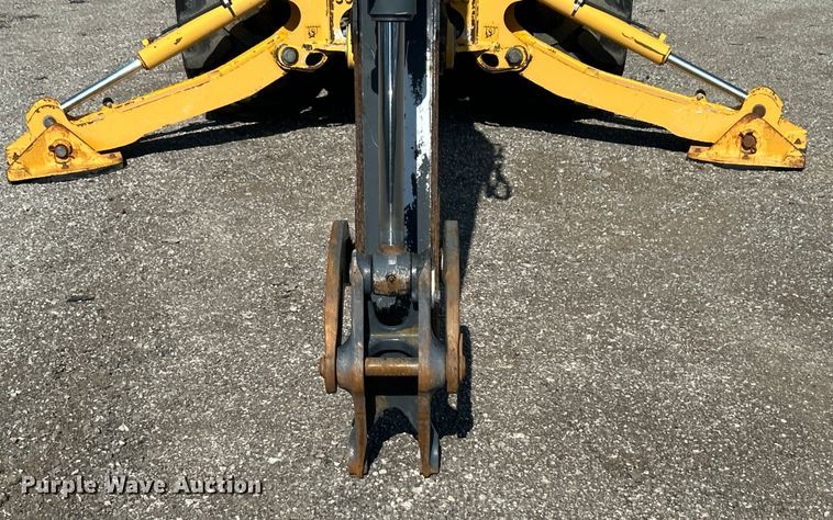 image for item EG0935 2010 John Deere 310J backhoe