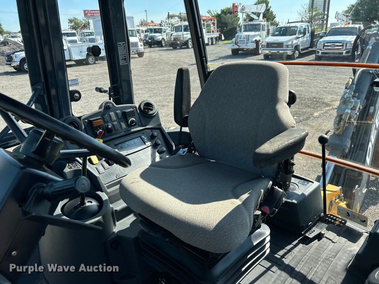 image for item EG0935 2010 John Deere 310J backhoe