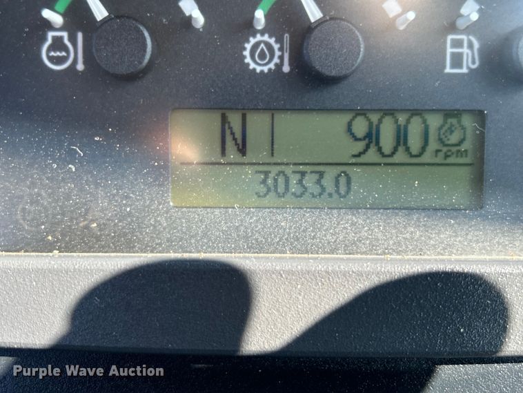 image for item EG0935 2010 John Deere 310J backhoe