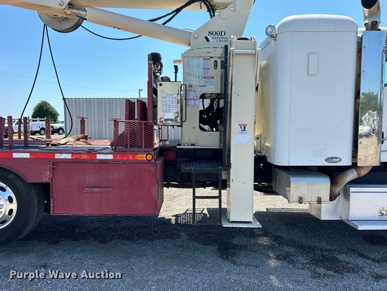 image for item EG0940 2009 Peterbilt  365 crane truck