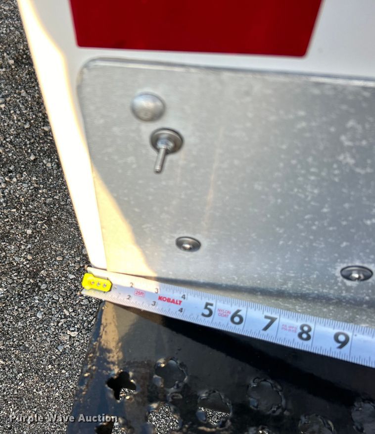 image for item EG0941 2011 Ford F350 Super Duty  SuperCab utility bed pickup truck