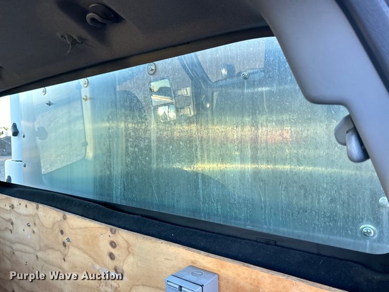 image for item EG0941 2011 Ford F350 Super Duty  SuperCab utility bed pickup truck