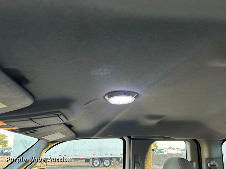 image for item EG0941 2011 Ford F350 Super Duty  SuperCab utility bed pickup truck