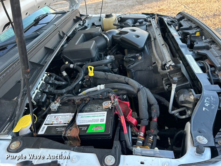 image for item EG0941 2011 Ford F350 Super Duty  SuperCab utility bed pickup truck