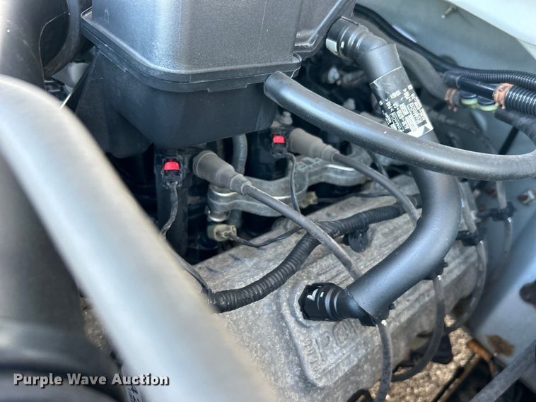 image for item EG0941 2011 Ford F350 Super Duty  SuperCab utility bed pickup truck