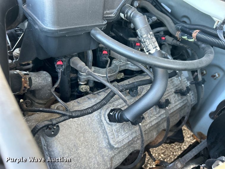 image for item EG0941 2011 Ford F350 Super Duty  SuperCab utility bed pickup truck