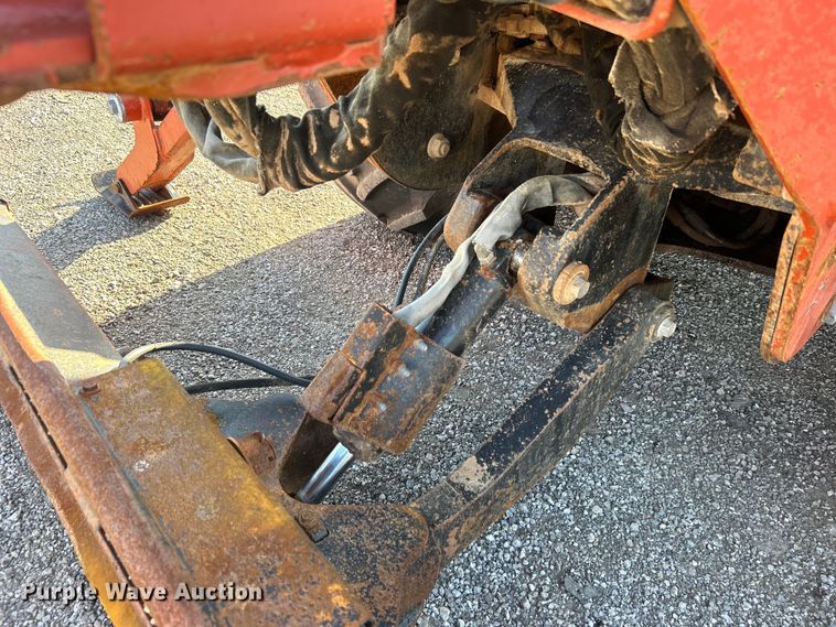 image for item EG0943 2006 Ditch Witch RT55 trencher