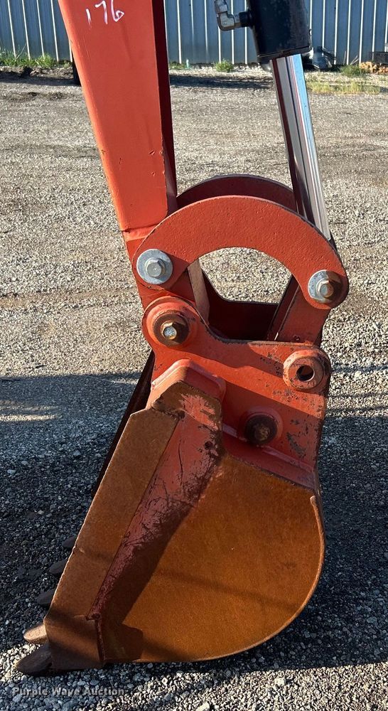 image for item EG0943 2006 Ditch Witch RT55 trencher