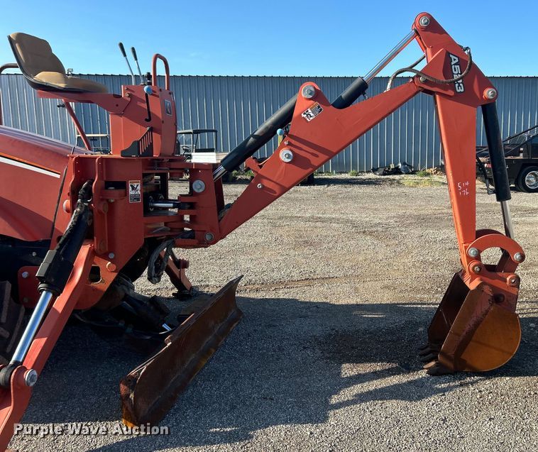 image for item EG0943 2006 Ditch Witch RT55 trencher