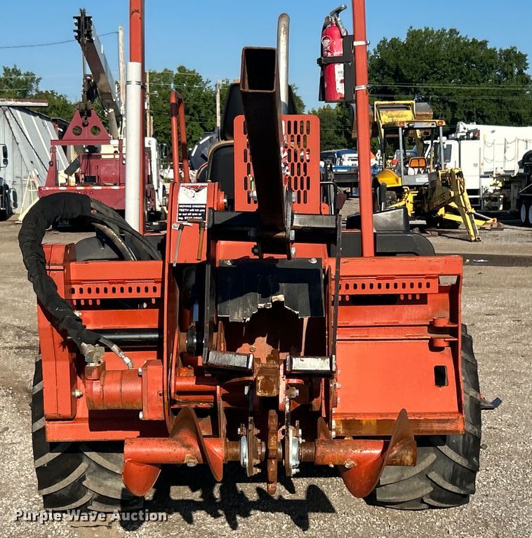 image for item EG0943 2006 Ditch Witch RT55 trencher