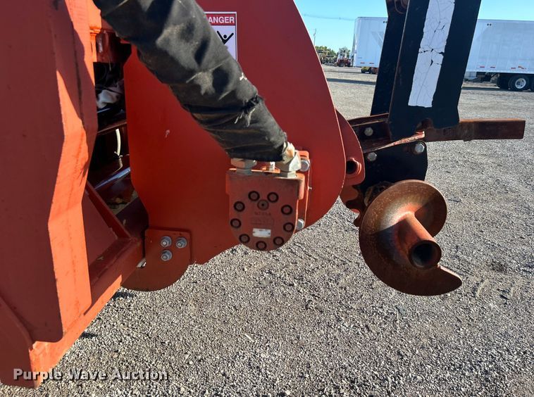 image for item EG0943 2006 Ditch Witch RT55 trencher