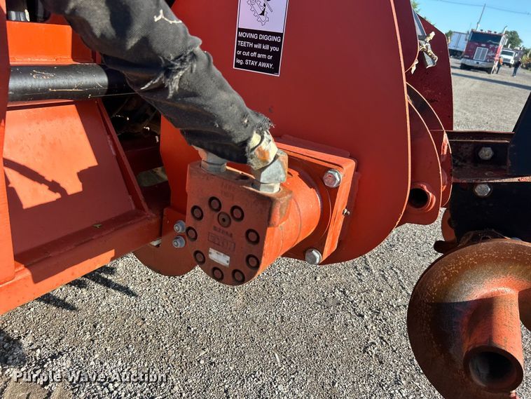 image for item EG0943 2006 Ditch Witch RT55 trencher