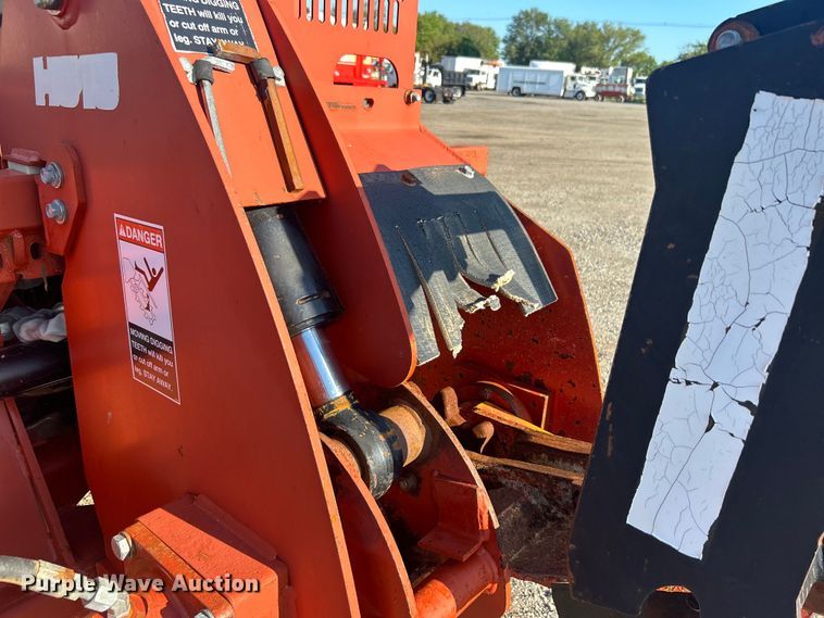 image for item EG0943 2006 Ditch Witch RT55 trencher