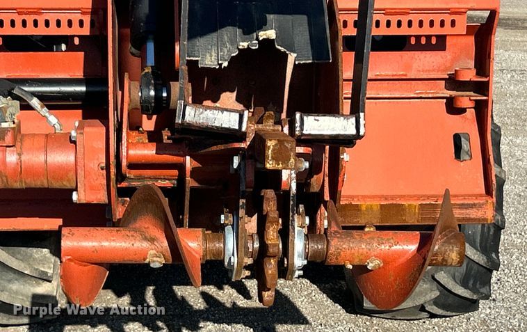image for item EG0943 2006 Ditch Witch RT55 trencher