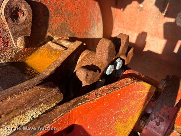 image for item EG0943 2006 Ditch Witch RT55 trencher