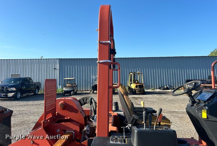 image for item EG0943 2006 Ditch Witch RT55 trencher