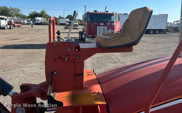 image for item EG0943 2006 Ditch Witch RT55 trencher