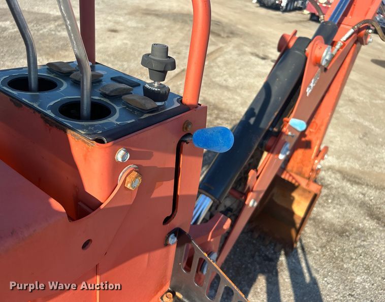 image for item EG0943 2006 Ditch Witch RT55 trencher