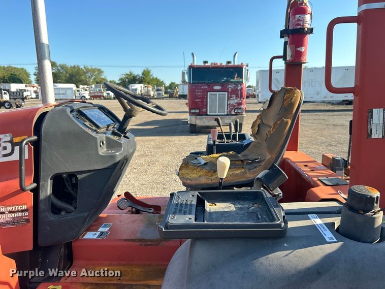 image for item EG0943 2006 Ditch Witch RT55 trencher